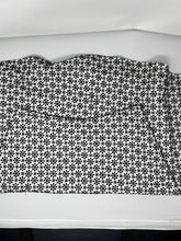 Load image into Gallery viewer, Autograph NY Skirt, size 8  #98