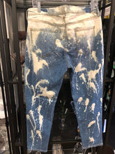 Load image into Gallery viewer, Artist Fun Jeans, Size 10 #136