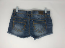 Load image into Gallery viewer, 1st Kiss Denim Shorts, Size 5 #31